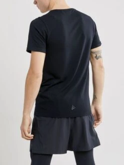 Craft Fuseknit Light Korte Mouw Ondershirt Zwart Heren -Zwemartikelen Winkel 1908843 999000 fuseknit light rn ss c2 preview