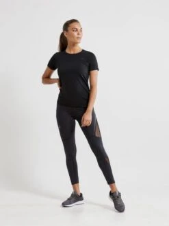 Craft Fuseknit Light Korte Mouw Ondershirt Zwart Dames 12 Craft Fuseknit Light Korte Mouw Ondershirt Zwart Dames -Zwemartikelen Winkel 1908846 999000 fuseknit light rn ss c6 preview