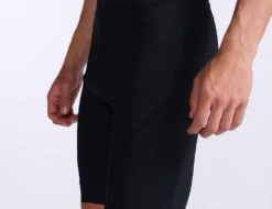 2XU Core Trisuit Korte Mouw Zwart Heren -Zwemartikelen Winkel 2xu core sleeved trisuit korte mouw mt7043d blk wht 021