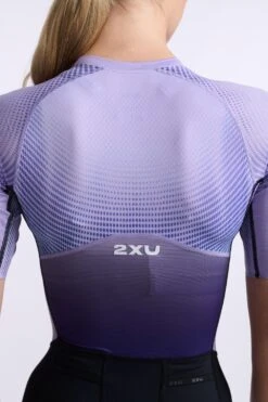 2XU Light Speed Trisuit Korte Mouw Paars Dames -Zwemartikelen Winkel 2xu light speed sleeved trisuit korte mouw wt7018d par wht 029