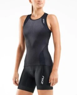 2XU Perform Mouwloos Tri Top Zwart/shadow Dames -Zwemartikelen Winkel 2xu perform tri top wt5536a blk shw 02jpg