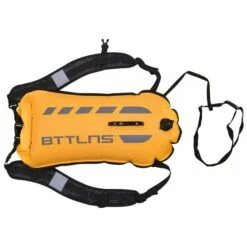 BTTLNS Kronos 1.0 Safeswimmer Backpack Zwemboei 28 Liter Geel -Zwemartikelen Winkel bttlns buoy kronos yellow low 05