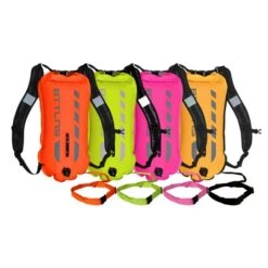BTTLNS Kronos 1.0 Safeswimmer Backpack Zwemboei 28 Liter Groen -Zwemartikelen Winkel bttlns buoy multi kronos low 01 1