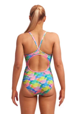 Funkita Pastel Porpie Diamond Back Badpak Dames 13 Funkita Pastel Porpie Diamond Back Badpak Dames -Zwemartikelen Winkel funkita zwemkleding dames diamond back badpak fks033l pastel porpie 003