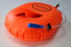 Zone3 Buoy/Dry Bag Hydration Control Oranje -Zwemartikelen Winkel hydration buoy studio