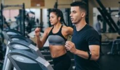 Wahoo TICKR Fit Hartslagmeter 14 Wahoo TICKR Fit Hartslagmeter -Zwemartikelen Winkel wahoo tickr fit 3