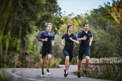 Zone3 Aeroforce X Korte Mouw Trisuit Zwart/grijs Dames -Zwemartikelen Winkel zone3 trisuits dames aeroforce x short sleeve zwart grijs ts20wafs101 012