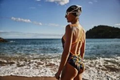 Zone3 Aztec 3.0 Strap Back Badpak Dames -Zwemartikelen Winkel zone3 zwemkleding dames aztec 30 strap back costume sw20wasb140 012